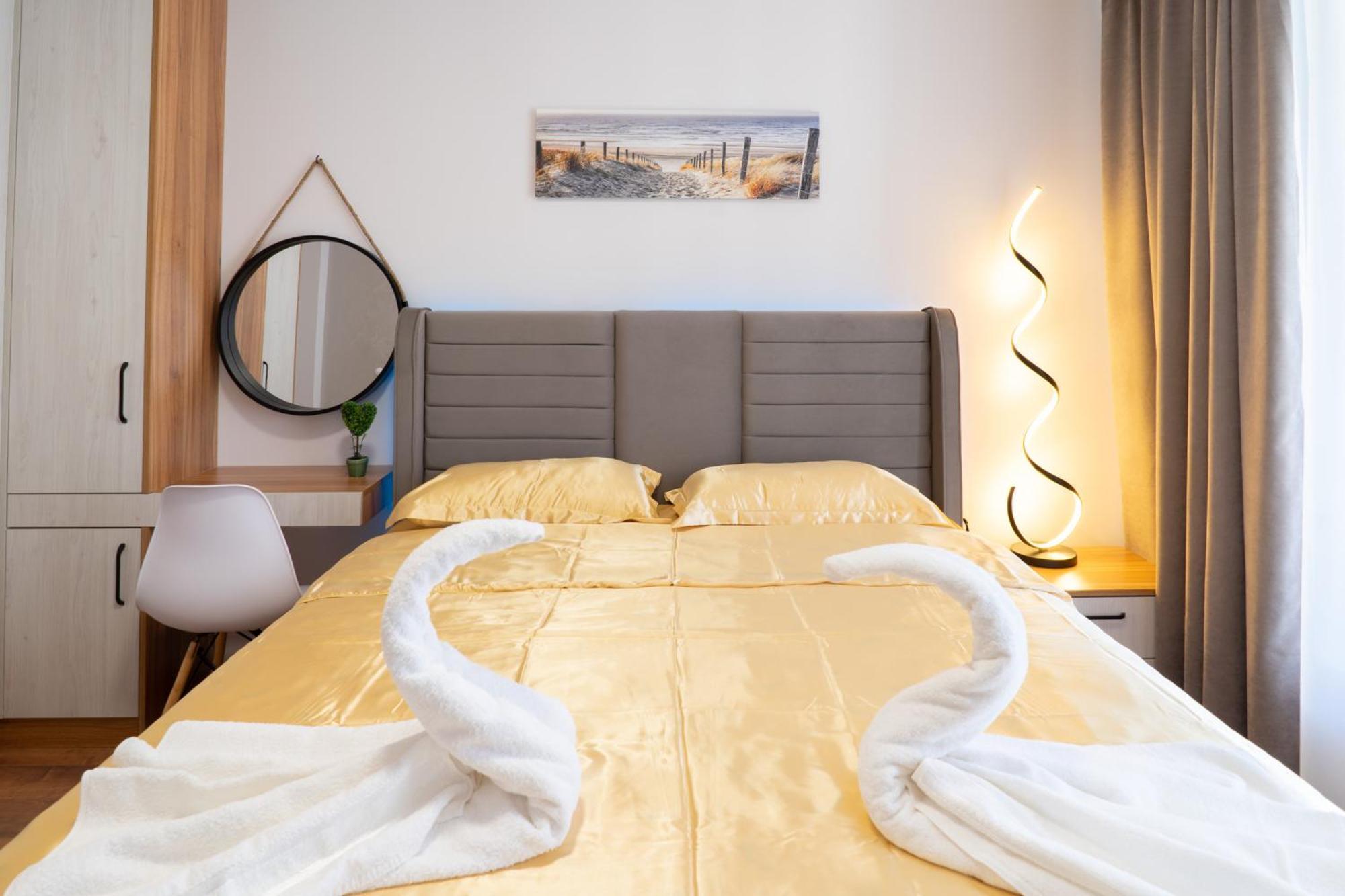 New Modern & Cozy Apartment With Free Private Parking And Ev Charging Station Varna ภายนอก รูปภาพ